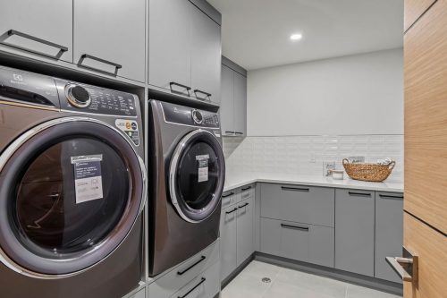 288A Three Sisters Drive laundry room