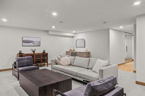 288A Three Sisters Drive living room