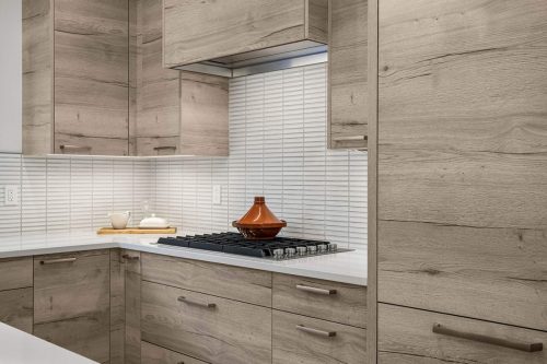 288A Three Sisters Drive kitchen stove