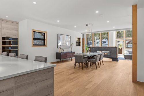 288A Three Sisters Drive dining room from kitchen