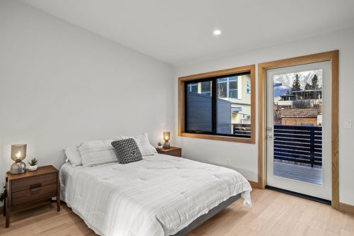 288A Three Sisters Drive main bedroom