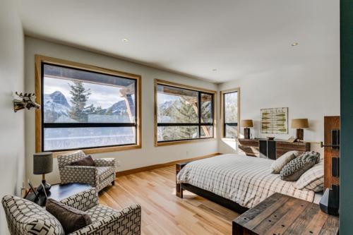 825-silvertip-heights-canmore-36
