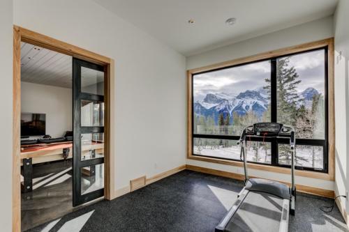 825-silvertip-heights-canmore-61